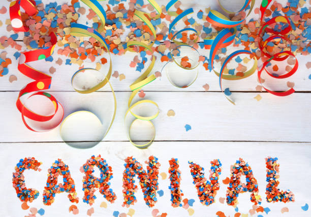 carnival background with text and streamers - textraum imagens e fotografias de stock