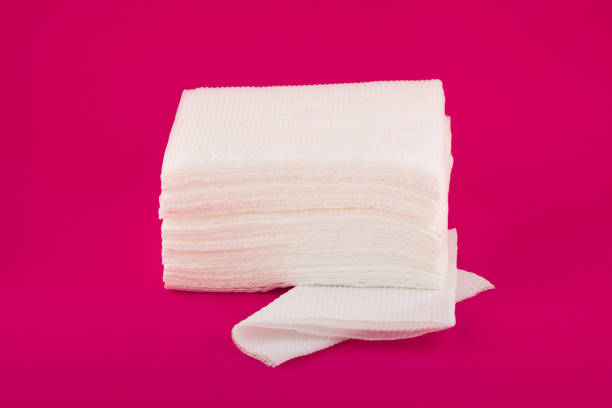 istock pack of paper napkins 639136116