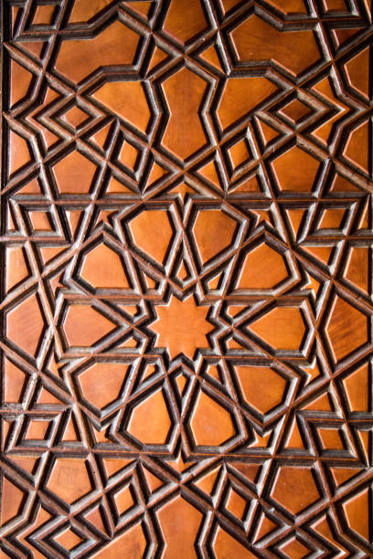 istock Ottoman art in geometric patterns on wood 639140410