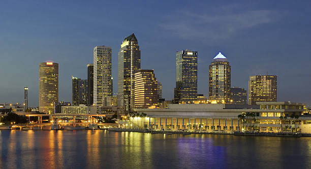 istock Tampa Florida Skyline at Twilight 639141432