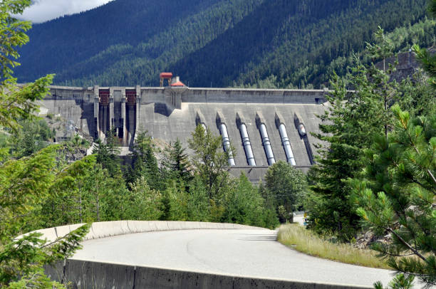 istock Revelstoke Canyon Dam 639144004