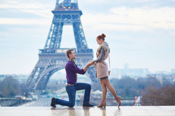 istock Romantic engagement in Paris 639162716