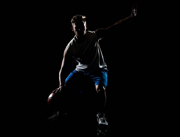 istock Male athlete dribbling 639163056