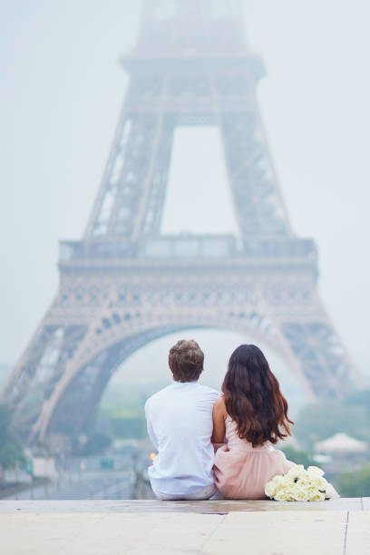 istock Romantic couple together in Paris 639165338