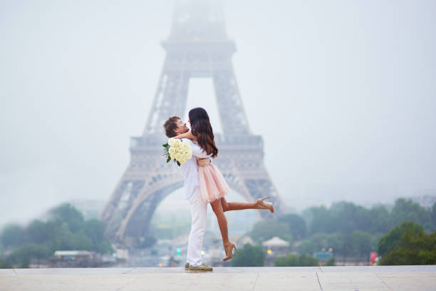 istock Romantic couple together in Paris 639165480