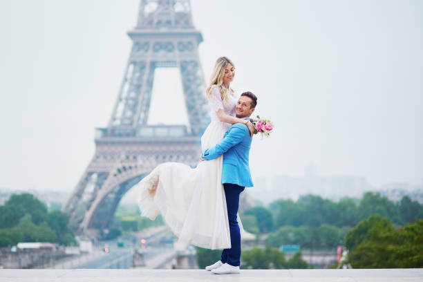 istock Just married couple near the Eiffel tower in Paris 639166092