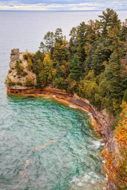istock Miners Castle ablaze with fall color 639179838