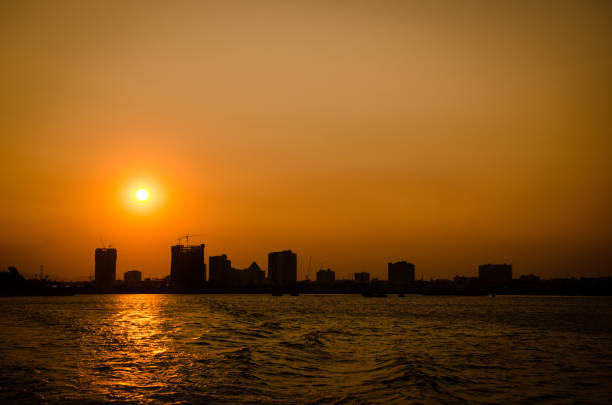 istock View of building from sea 639180434