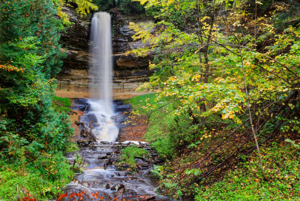 istock Munising Falls Surrounded by Fall Color 639180452