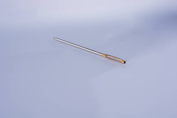 istock Sewing needle isolated on white background 639181428