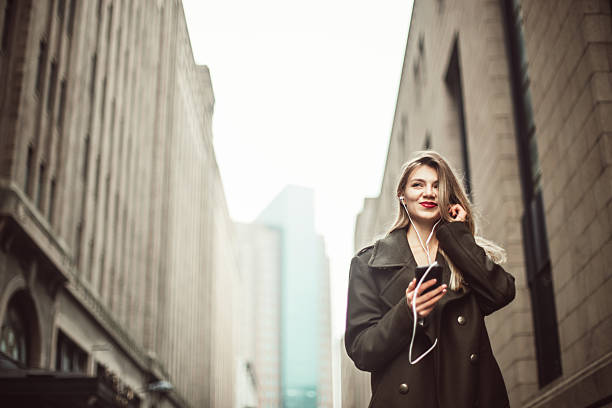 istock Adorable girl smiling 639207016