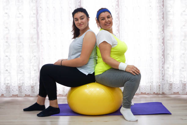 istock Happy Women ready to doing exercise with pilates ball 639210690