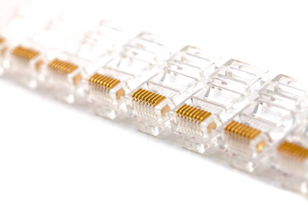 głowica kablowa do (głowica rj45), sieć,rj45,wtyczka. odizolowany. zbliżenie - computer cable nobody rj45 network connection plug zdjęcia i obrazy z banku zdjęć