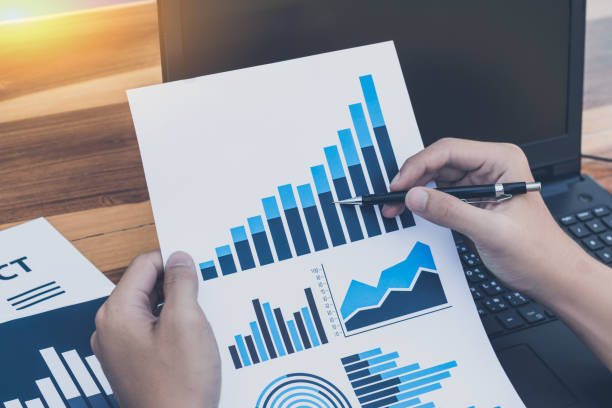 istock business technology concept,business people discussing the chart 639227722