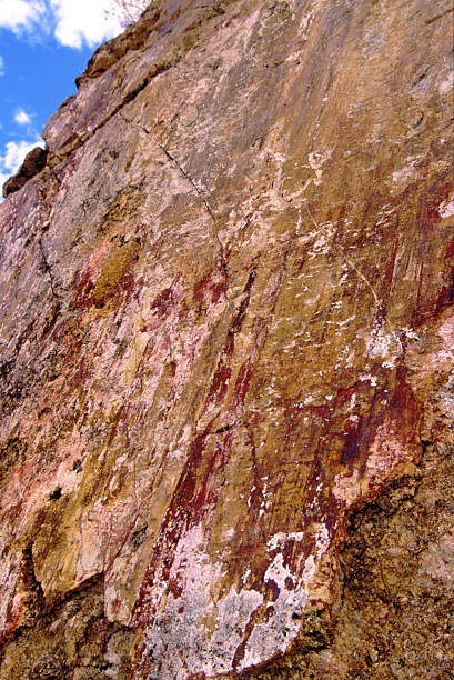 istock Hurricane Polished Fault Plate 639237558