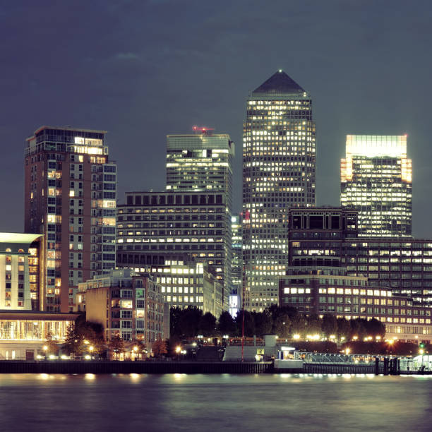 istock London Canary Wharf at night 639239326