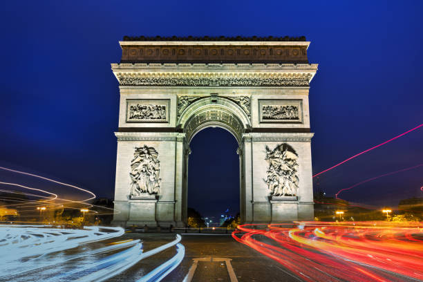 istock The Triumphal Arch in Paris 639258622