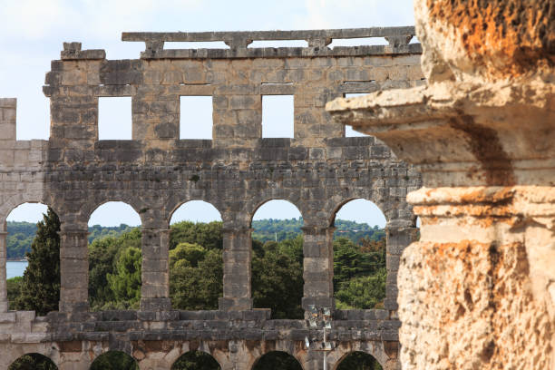 istock Old Roman arena 639258928