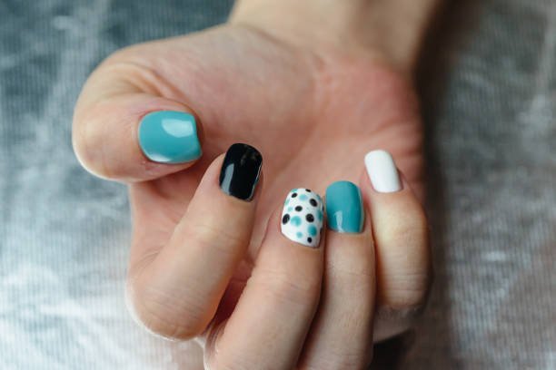 istock Female trendy manicure 639279100