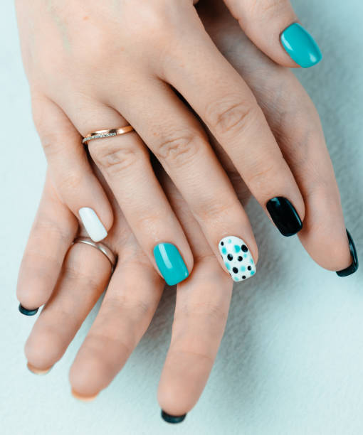 istock Female trendy manicure 639280544
