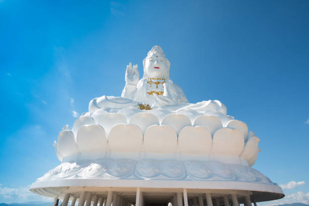 istock Big Buddha Guanyin 639298420