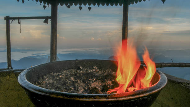 istock Adam's Peak Temple 1 639307484