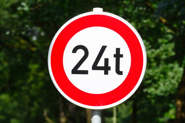 Traffic sign passage up to 24 tons