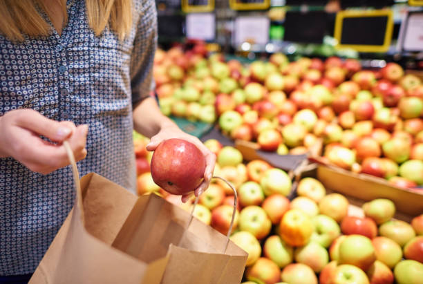 istock Taste of apple is very important 639314380