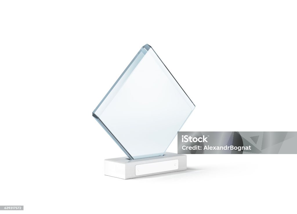 透明な大理石のベースに立つ白いガラスのトロフィーモックアップ、 - トロフィーのロイヤリティフリーストックフォト