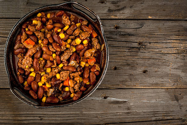 istock Traditional Mexican dish chilli con carne 639323792