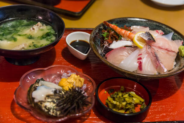 istock Chirashi Ju - Sashimi rice bowl 639374000