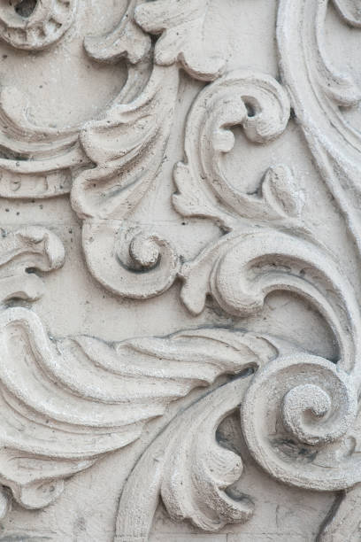 istock Luxury white wall design with mouldings 639391278