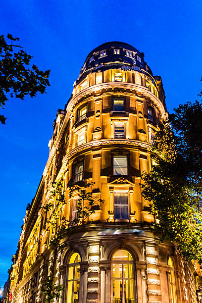 istock Traditional House in London 639394624