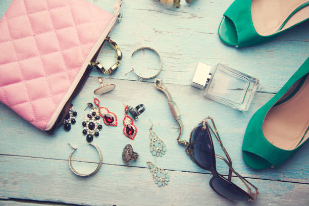 istock fashion woman objects 639397104