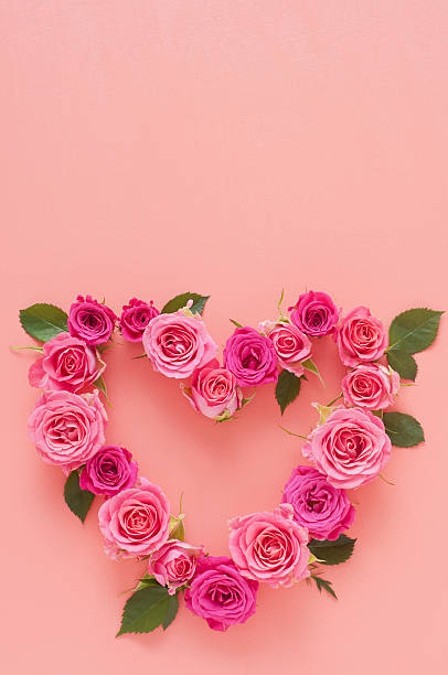 istock Heart shape rose arrangement 639397278