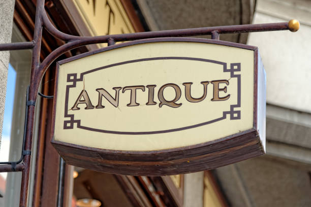 istock Antiques Sign, Prague, Czech Republic. 639414058