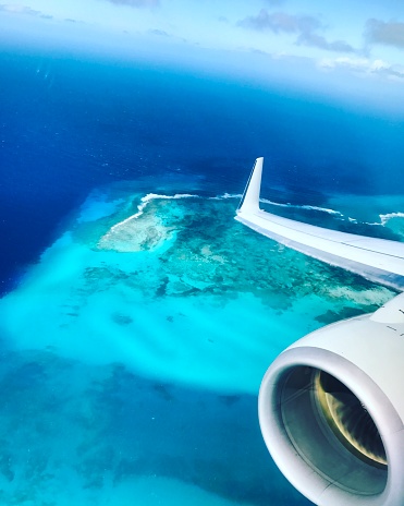 Vista desde el aterrizaje del avión en las Islas Turcas y Caicos photo
