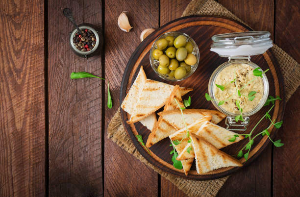 istock Pate Chicken - rillette, toast, olives and herbs 639427970