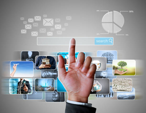 istock Reaching images streaming 639446204