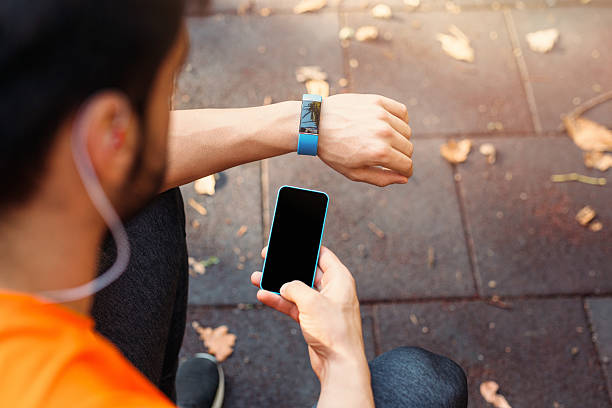 istock Mobile phone connected to a smart watch 639451608