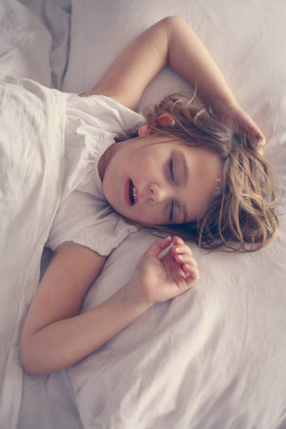 istock Cute little girl in bed. 639453978