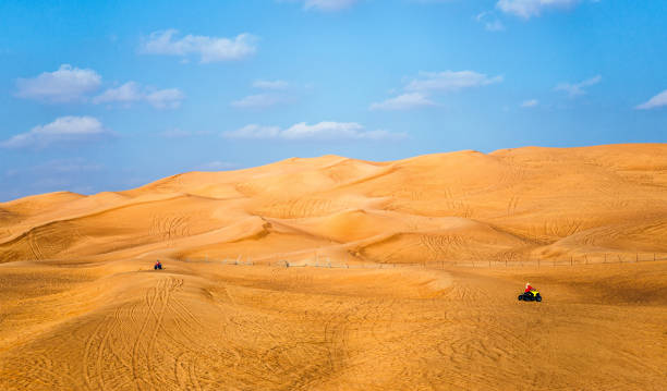 istock Desert and Sand Dunes. Dubai. 639477118