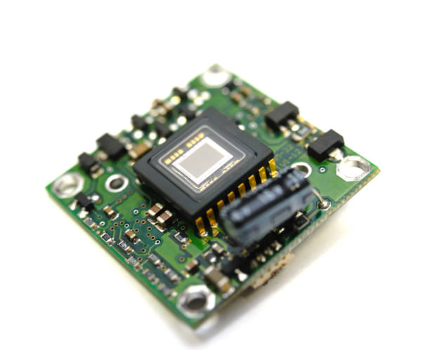 istock Video sensor control of the digital minichamber 639477206