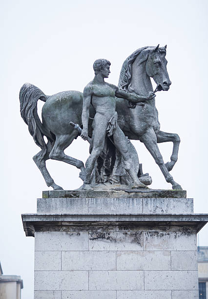 istock Equestrian Statue at Pont d'Lena Paris 639489004