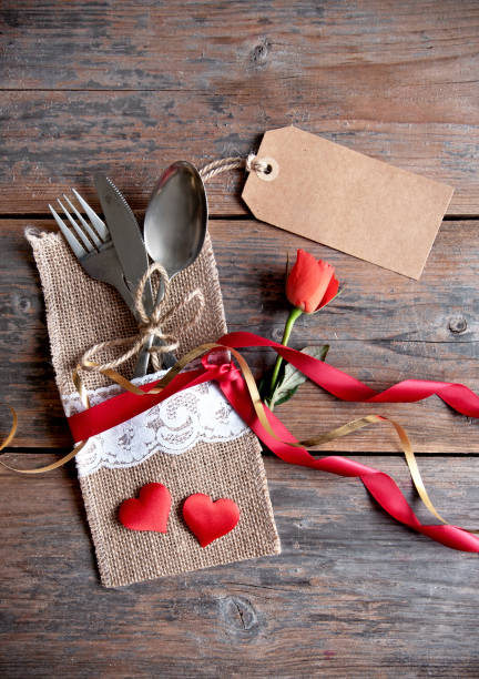istock Valentines day meal with blank label 639494924