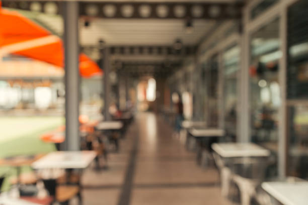istock Blurred background - Vintage filter Customer in Coffee shop 639495146
