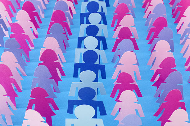 istock Rows of men and women 639498602