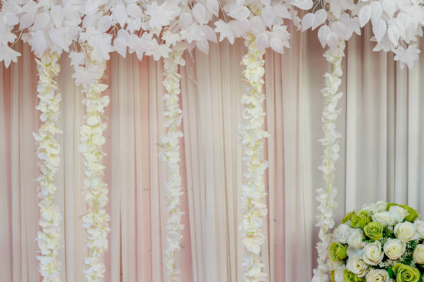 istock flowers at the wedding. 639499426
