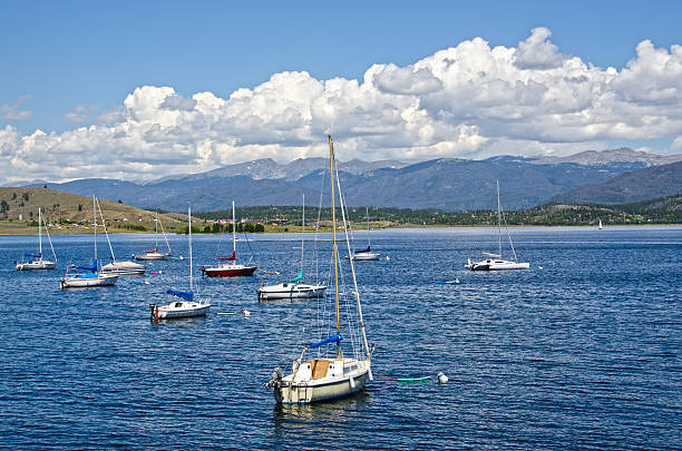 Sailboats on Lake Granby Lake Granby in north central Colorado is surrounded by the Rocky Mountains and lots of beetle kill trees.  It is a summer vacation spot, especially for those who enjoy sailing. colorado rocky mountain national park lake mountain stock pictures, royalty-free photos & images