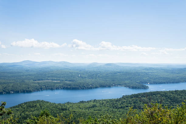 istock Idyllic view of Lake Winnipesaukee - Stock image 639530992